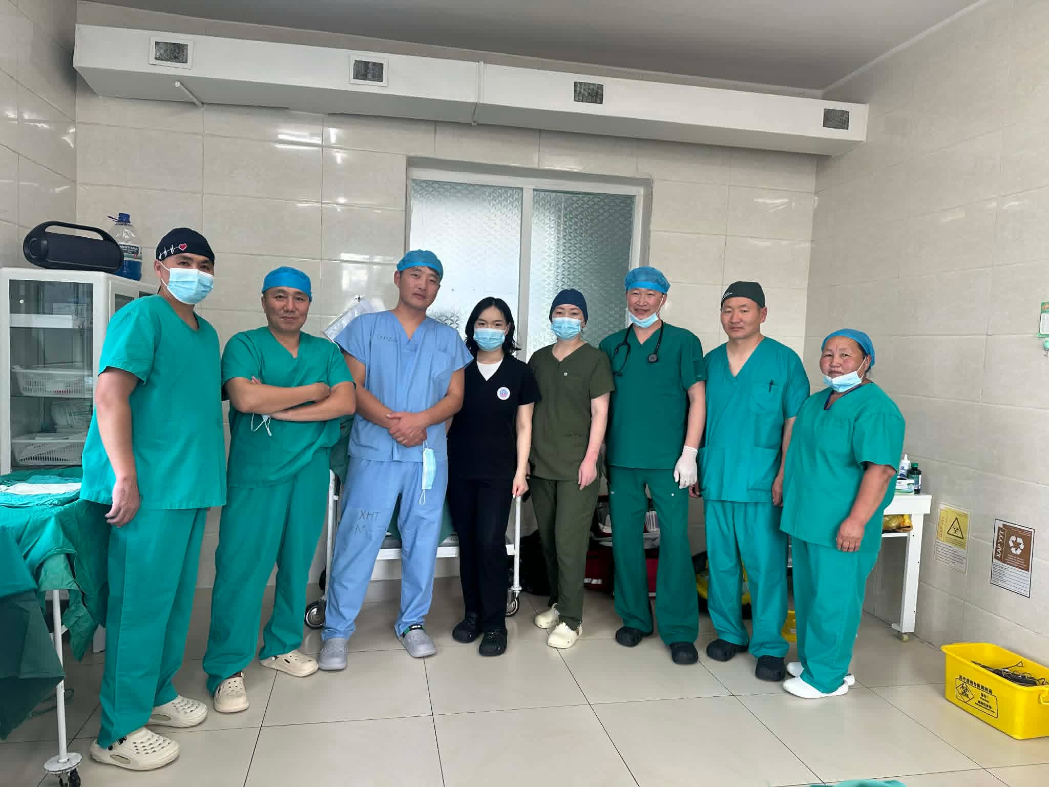 ГССҮТ-ийн эмч нар цээжний хөндийн мэс засал эмчилгээг орон нутагт бүрэн нэвтрүүлээ